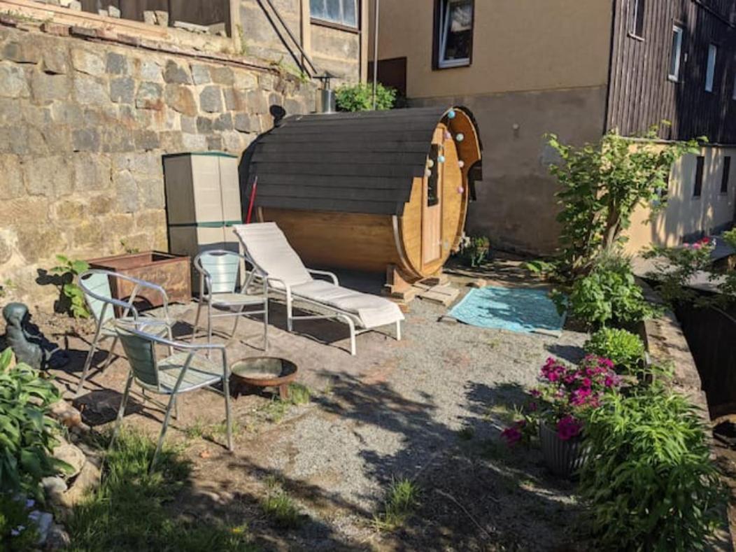شقة زبنيتس  في Urlaubstraum Mit Pool, Terrasse & Fluss Im Garten - Ut المظهر الخارجي الصورة