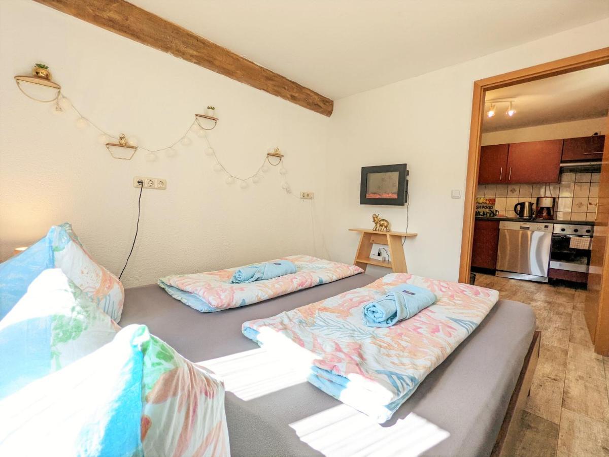 شقة زبنيتس  في Urlaubstraum Mit Pool, Terrasse & Fluss Im Garten - Ut المظهر الخارجي الصورة